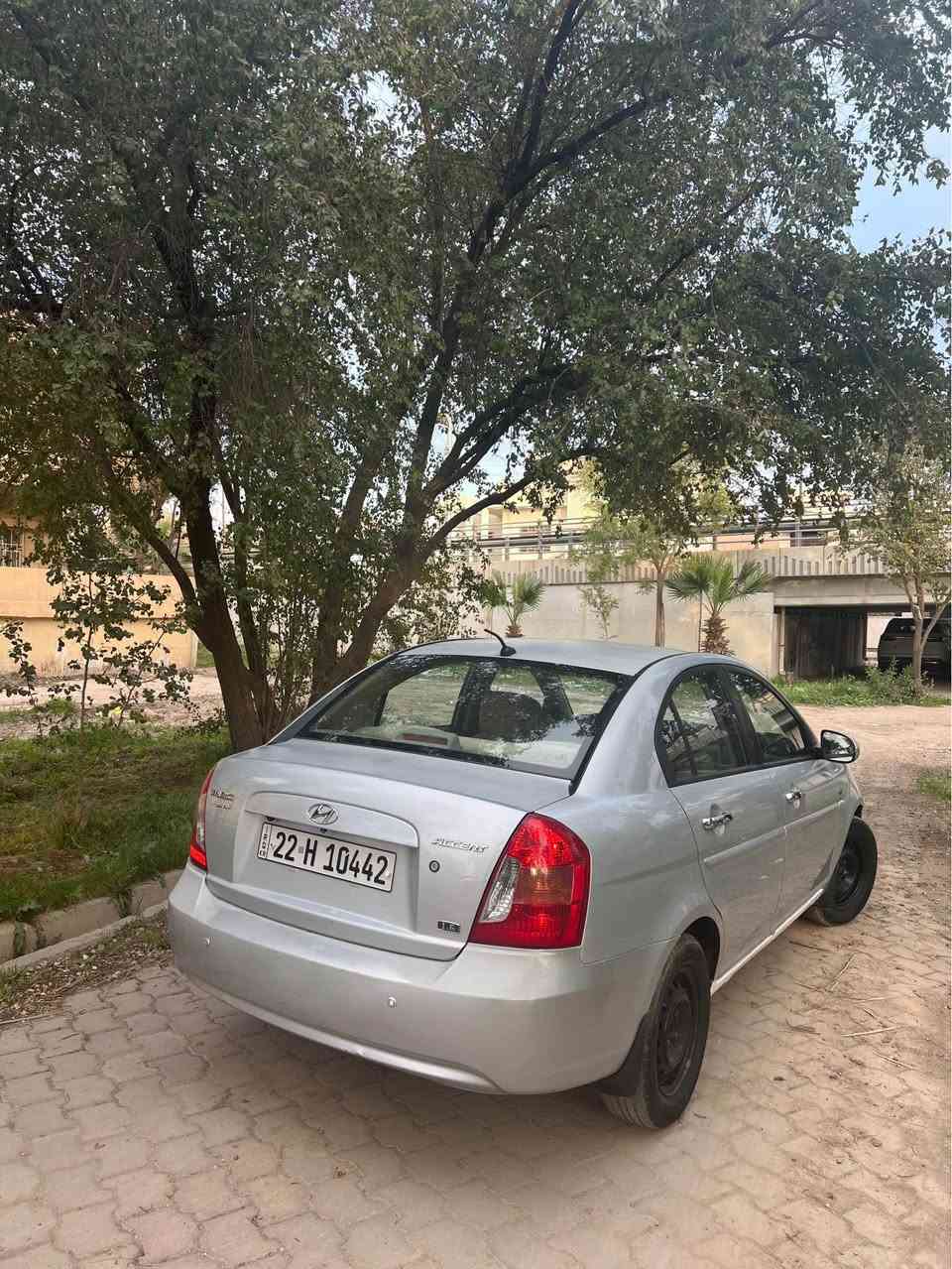 اكسنت 2011 
محرك 16 ممفتوح 
تخم تايرات جدد صدر جديد 
شاشة + كاميرا 
السيارة بيها ملاحظات فقط بدون صبغ 
صورة الفحص مرفقه مع صور السيارة 
السعر 88 ورقة ومجال بسيط للأسفسار *********** كركوك, العراق
