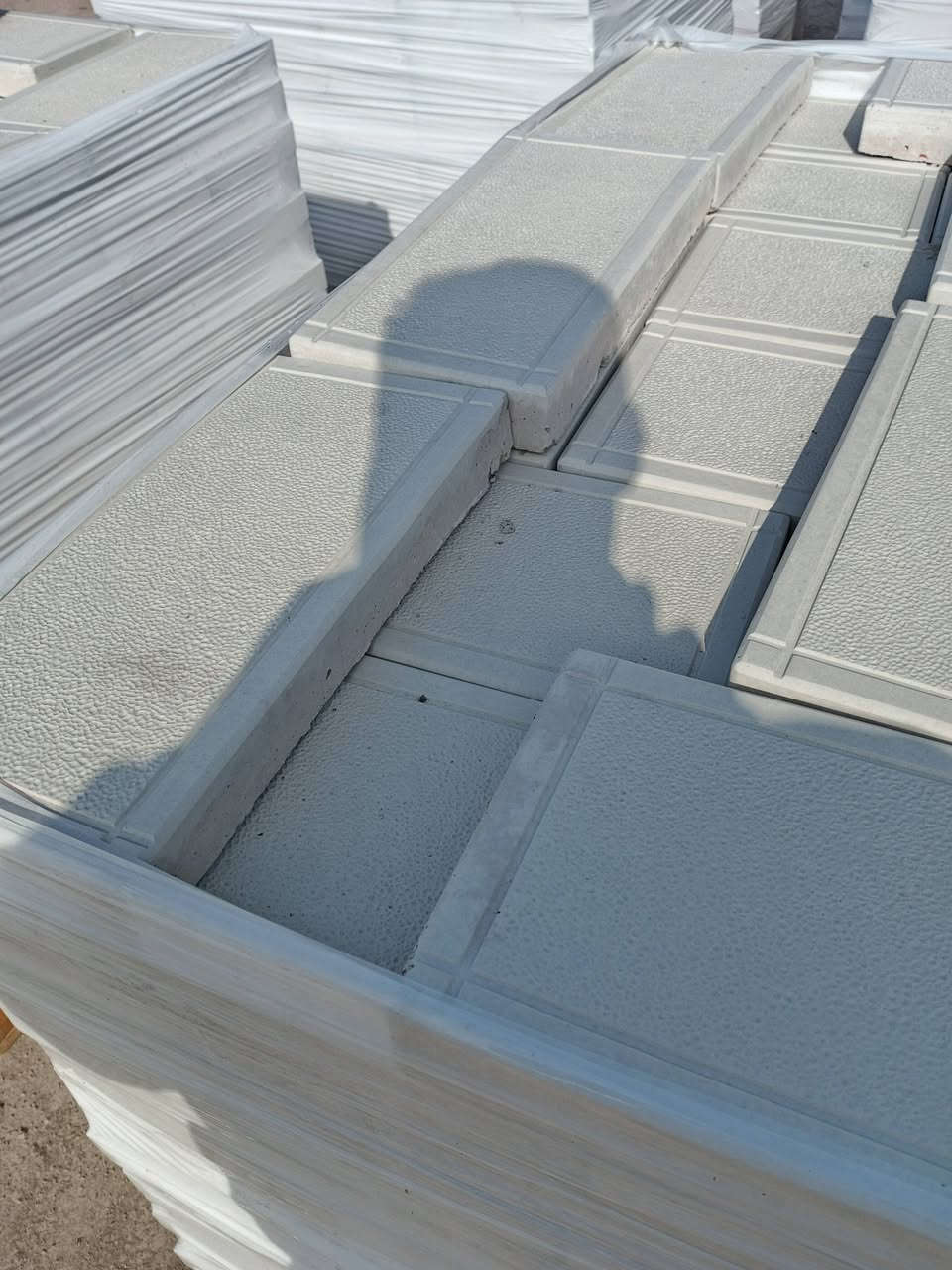 سلام عليكم. يوجد لدينا مصاطب......وسنادين......ويوجد لدينا #الاشتايكر   ..
يتوفر شتايكر سطح 80×80 
ويتوفر شتايكر 60×40
ويتوفر لدينا الملون السداسي 
ويتوفر لدينا #البلوك 
ويتوفر لدينا #رصيف                           عنوان بغداد الكماليه  رقم الحجز
ويتوفر لدينا #السواقي 
ويتوفر لدينا #المقرنص 
ويتوفر لدينا #المصاطب                                        ***********بيه واتساب
ويتوفر لدينا #السنادين
ويتوفر لدينا #لاين مال حدائق
ويتوفر لدينا #الكاشي ......الموزاييك .....والمرمر
للاستفسار او الحجر #واتساب ***********
