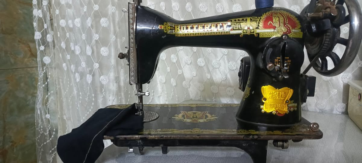 ميكنه باب اول ثقيلة خياطهة يخبل مدينه الصدر ب ٥٠ للاتصال واتساب ***********

