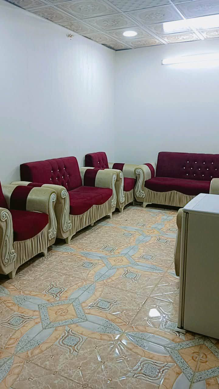 السلام عليكم بيت للبيع كربلاء حي العسكري شارع المذخر قطاع 17 خلف التجاري طابو صرف المساحه 200متر للاستفسار خاص او الاتصال بالرقم ***********
