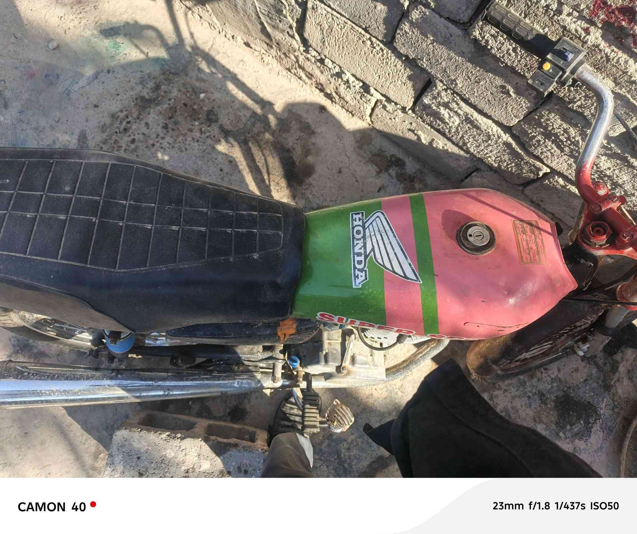 سلام عليكم نامه كلك مكفوله من السرقه بيهة خيط دخان وتنضح دهن من الچبنه مال ماكنيت السعر 200 وبيهة مجال ***********
