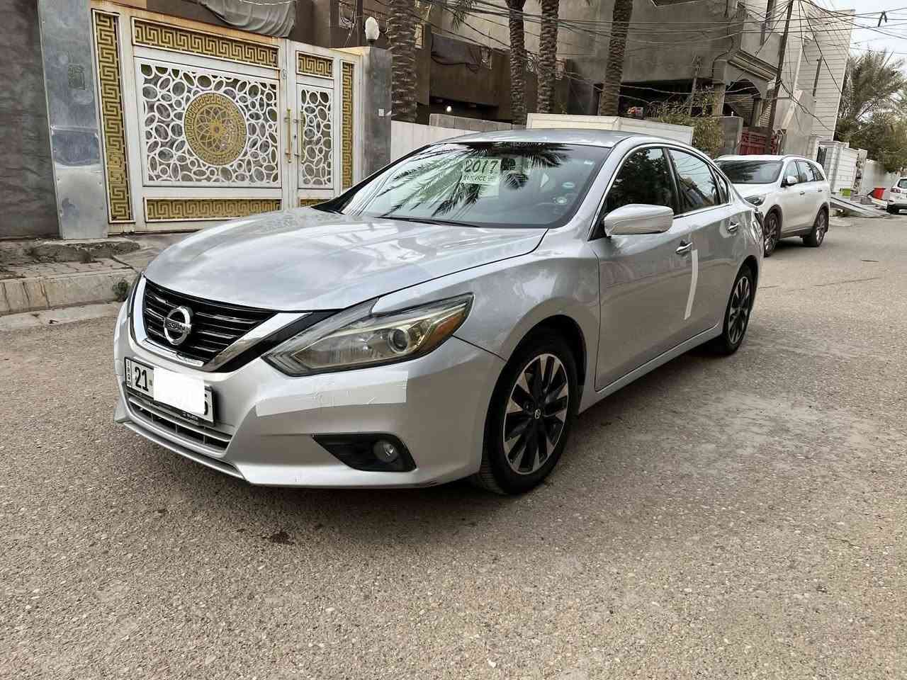 سلام عليكم سيارة للبيع نيسان التيما موديل 2016 سليمانية رقم جديد سنويه جديد گير محرك مكفولات تبريد شغال سياره مواصفات S كامره تحكم ستيرن بصمه كشن كهربائي ضرر سياره وسونار مرفق مع صور مكان سياره ديالى المقدادية رقم *********** سعر ١١٤ وبيهه مجال
