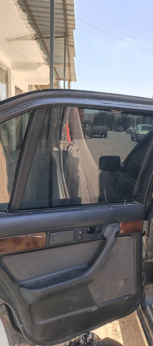 سەیارەکە ٢٥ عادیە دەعمی نیە هی مالی خۆمە تەبرید سارد گەرم چوار جام کارەبای تایەی باشە توندو تۆڵە کارەبای زۆر مەزبووە گێرو مەکینەی زۆر باشە بەشەرتی ١٠ فیتەر تاک دیگیتەڵە سەیارەکە زۆر جوانو پاکە ژ.م*********** كويسينجاك, أربيل
