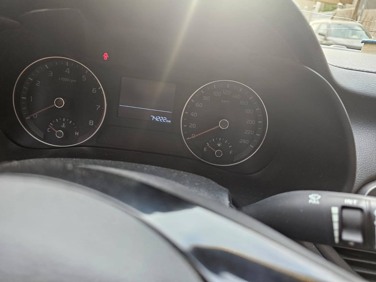 السلام عليكم
سيراتو 2024 مكينة 2000 فتحة كامره وحساس وشاشة كار بلي  مانع انزلاق تخم تاير مكفوله من الصبغ والبارد بيها ملاحظات بسيطة ماشية 74  
السعر 180 وبيها مجال بسيط 
للتواصل 
***********
