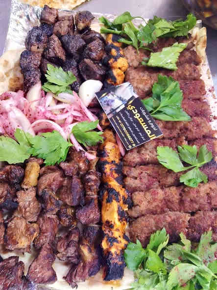 بسم الله الرحمن الرحيم لحوم ومشويات المسعودي لحم غنم  تكه لحم تكه دجاج لحم عراقي 100% رضا الزبون غايتنا مهنتنا فن مطالبه بالنجاح لخدمه للزبون العنوان جسر ديالى القديم مقابيل شارع الاطفاء خدمه توصيل ***********ابو علي 🍂
