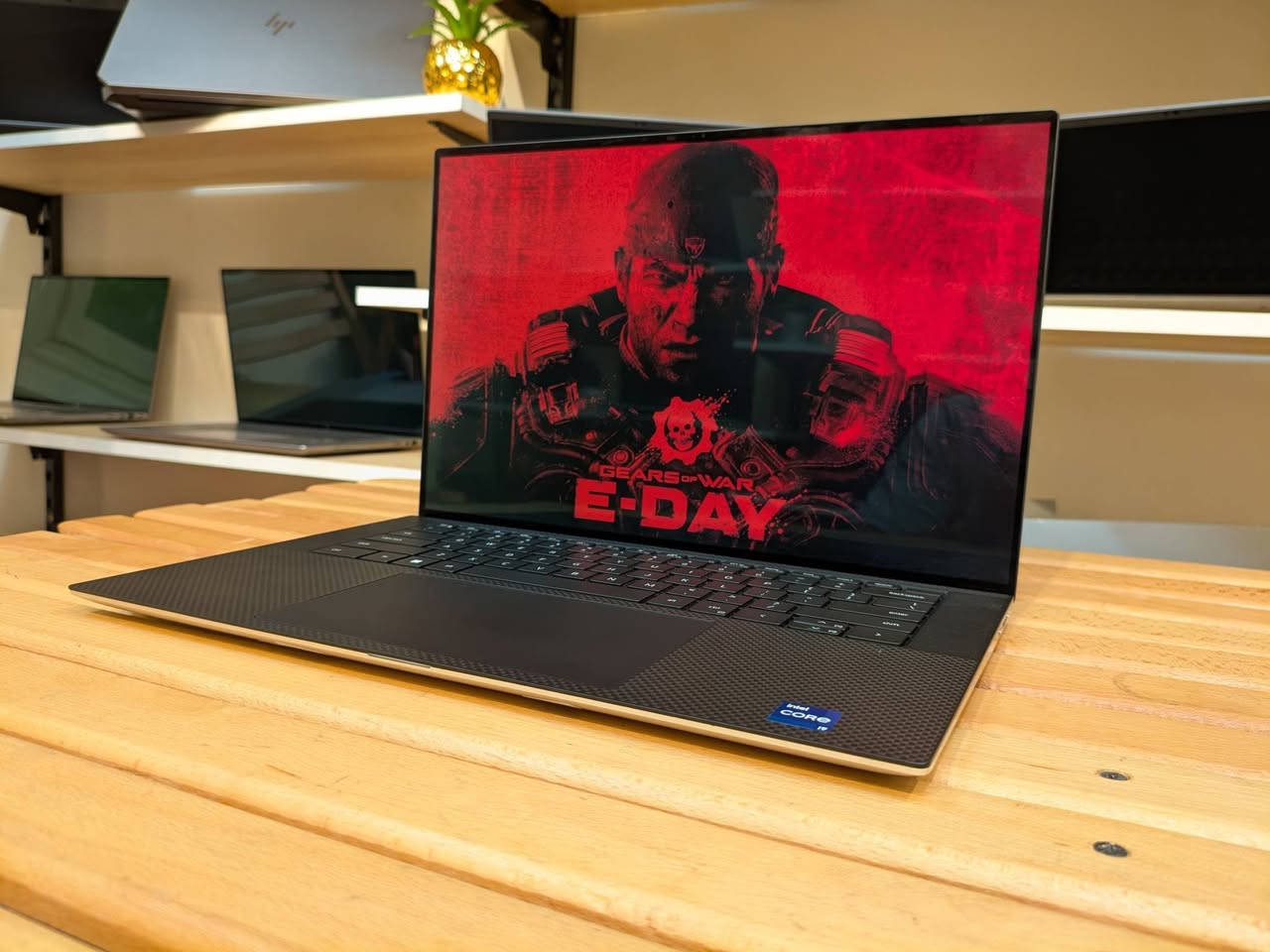 فئة الxps هي أفضل فئة تجمع بين الديزاين الشيك الخفيف جدا مع البروسيسور القوي مع الكارت الچيفورس 
🚨
💻⚙️ Dell XPS 15 9510 | أيقونة Dell الـ Premium
⚙️ المواصفات:
💻 Processor: Intel Core i9-11900H – Gen 11
⚙️ RAM: 16GB DDR4
🚀 Storage: 512GB SSD NVMe
🎮 Graphics: NVIDIA GeForce RTX 3050 Ti – 4GB GDDR6
🖥️ Display: 15.6" 4K UHD+ – 3456×2160
⌨️ Keyboard: Backlit Keyboard
🔊 Audio: Waves NX 3D Audio
📡 Connectivity: Wi-Fi 6 + Bluetooth 5.1
💿 OS: Windows 11
⚖️ Weight: 2 Kg
🔥 ليه الجهاز ده مميز؟
✔ سلسلة XPS تعتبر أعلى فئة من Dell في التصميم والخامات
✔ شاشة 4K بحواف InfinityEdge رفيعة جدًا وتجربة مشاهدة مبهرة
✔ معالج i9 مع RTX 3050 Ti مناسب للمونتاج، الجرافيك، البرمجة، وصناعة المحتوى
✔ جسم معدن Premium بتصميم Ultra Slim وشكل يخطف العين
✔ سماعات Waves NX 3D تقدم تجربة صوت احترافية
✔ مناسب للمهندسين، المصممين، وصناع المحتوى وكل اللي بيدور على جهاز يجمع الفخامة مع الأداء
📍 تفاصيل الشراء:
🚚 شحن لجميع المحافظات
🛡️ ضمان 6 شهور: أول شهر استبدال ضد أي عيوب صناعة + 5 شهور دعم فني مجاني للسوفت وير والهارد وير
📞 للتواصل: 01017221284
#Dell #XPS15 #XPS9510 #RTX3050Ti #4K #PremiumLaptop #ContentCreator #Engineering #LaptopDeals #Dell


**إذا كنت صاحب هذا الإعلان وتريد حذفه لأي سبب، رجاءا أرسل رسالة إلى الدعم الفني**