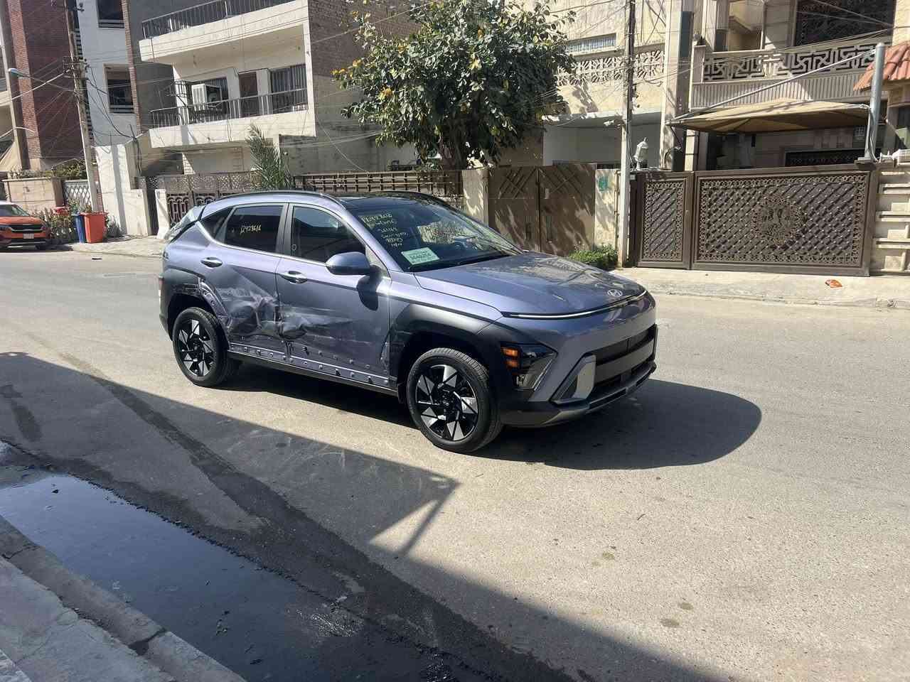 كونا 2026وارد كندي فول مواصفات زيرو ماشيا 1300ع حادثها بدون تصليح دخال جديد مدفوع ضريبه وكمرك ورسوم كامله بدون رقم منفيس بسمي مكان سياره بغداد فقط بيع بدون مراوس محرك 2000دوش بنراما دفئه بالكشنات تبريد خلفي شحن واير ليز هندبريك بصمه اشاير بالمري تحديد مسار تشغيل عن بعد بصمه اي ستفسار تصال بالرقم ***********السعر 120
