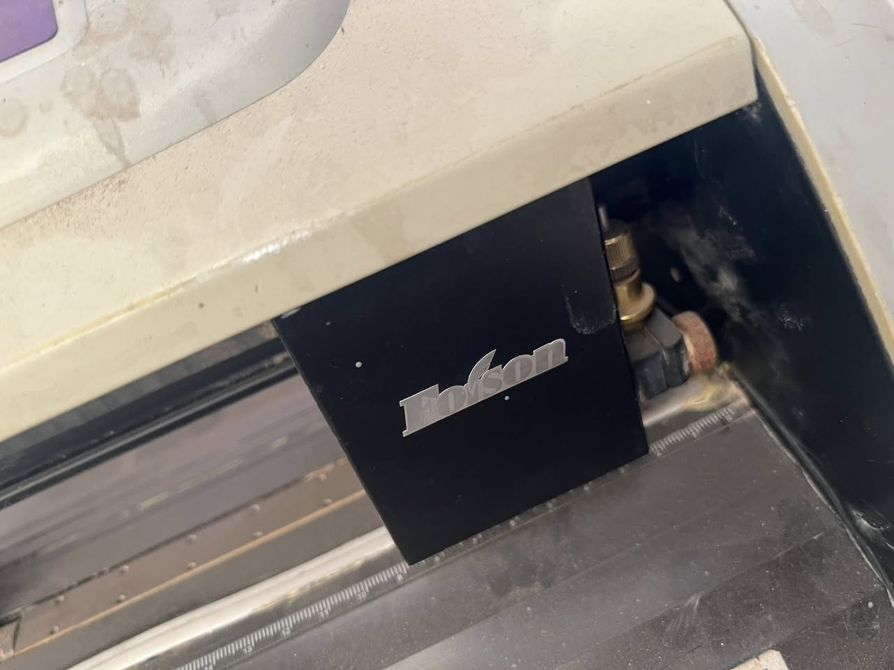 بلوتر متروك شغال قياس ١٢٥ سم مساحة العمل ب٣٠٠


**إذا كنت صاحب هذا الإعلان وتريد حذفه لأي سبب، رجاءا أرسل رسالة إلى الدعم الفني**