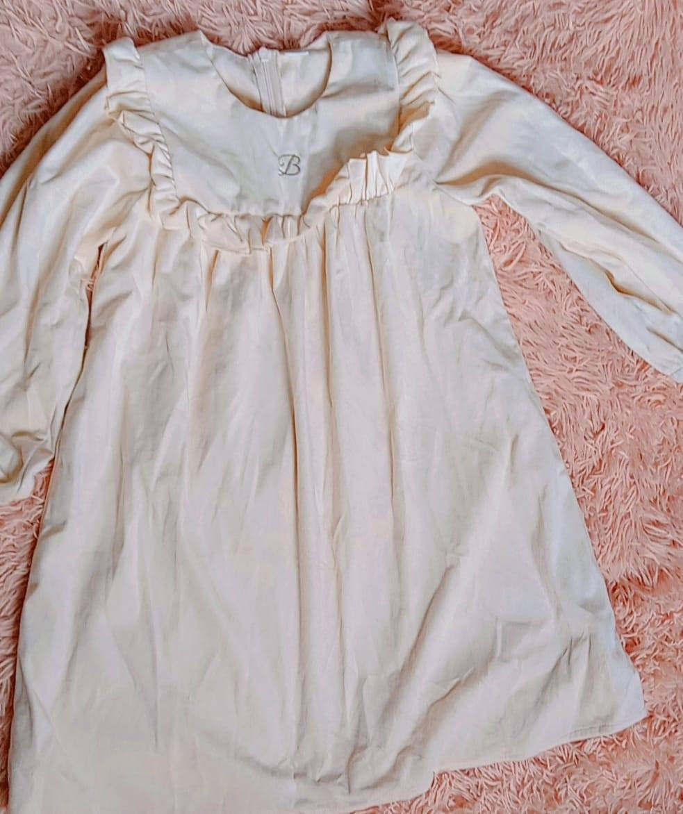 السلام عليكم
ذني القطع ابيعهن ١٤٠ الف
بيهن صيفي وشتوي وبهاري
مثل ما معروضات بالصور
لي يريد يراسلني خاص


**إذا كنت صاحب هذا الإعلان وتريد حذفه لأي سبب، رجاءا أرسل رسالة إلى الدعم الفني**