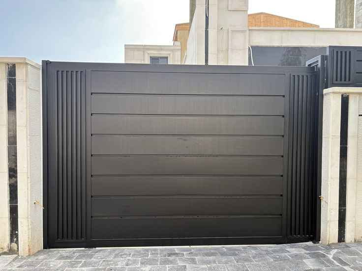 بدوون نقل او شد
العرض لمدة يومين  ب450 الف  فقط
وترجع الاسعار القديمة 
التفاصيل 
باب 2 متر طول
عرض 2 متر ونص … .. سلايت+ طلاقتين حسب الرغبة 
الحديد  تركي بانواعه( حقيقي) شرط الفحص
الباب كامل ب450الف 
البيع مباشر 
🖐️بدون  نقل او شد ■ البصرة, العراق


**إذا كنت صاحب هذا الإعلان وتريد حذفه لأي سبب، رجاءا أرسل رسالة إلى الدعم الفني**