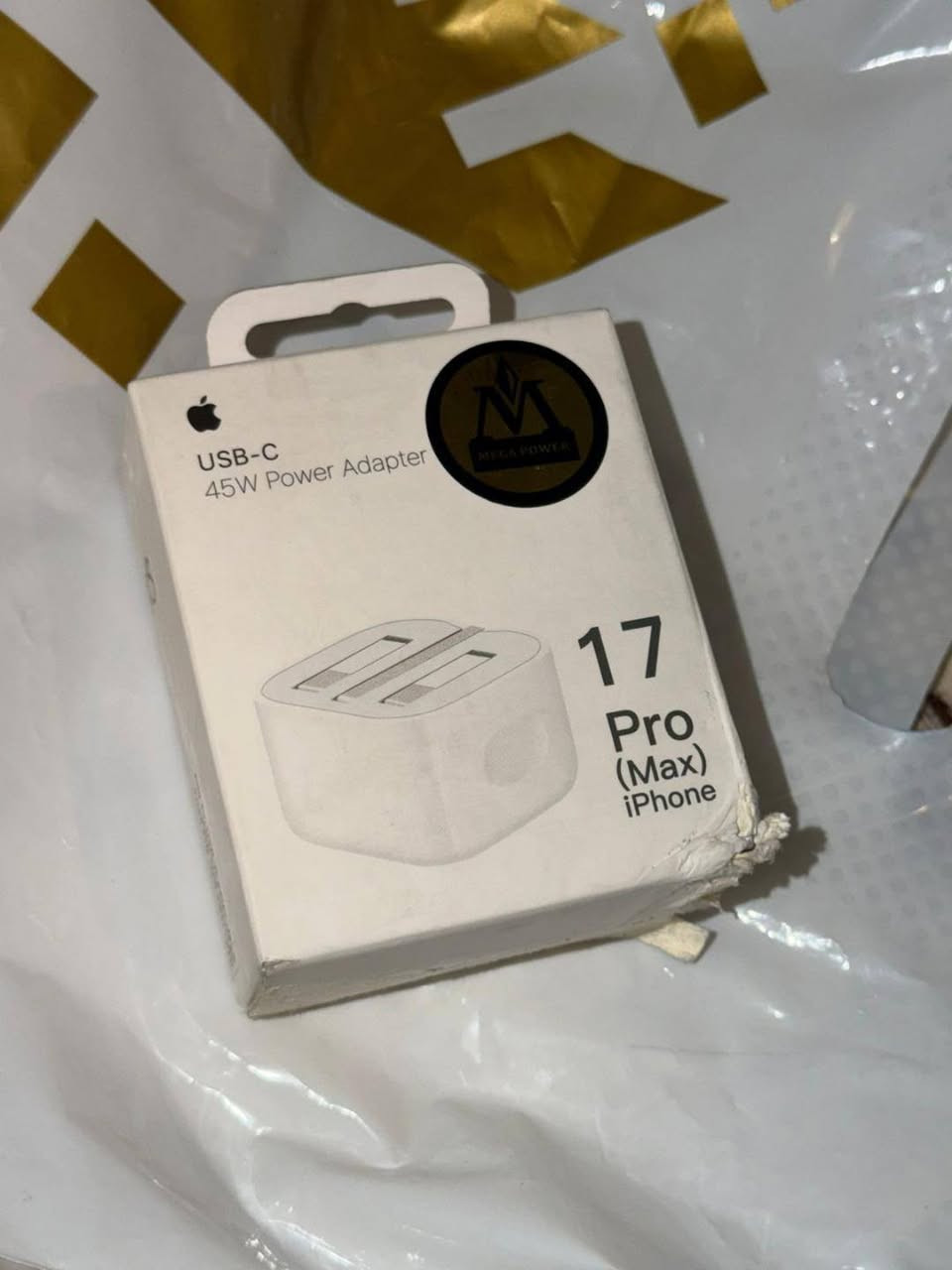 سلام عليكم
متوفر شاحن 45 لـ iPhone 17 Pro Max. سعره 40 وبي مجال بعده بالباكيت مامفتوح ابد


**إذا كنت صاحب هذا الإعلان وتريد حذفه لأي سبب، رجاءا أرسل رسالة إلى الدعم الفني**