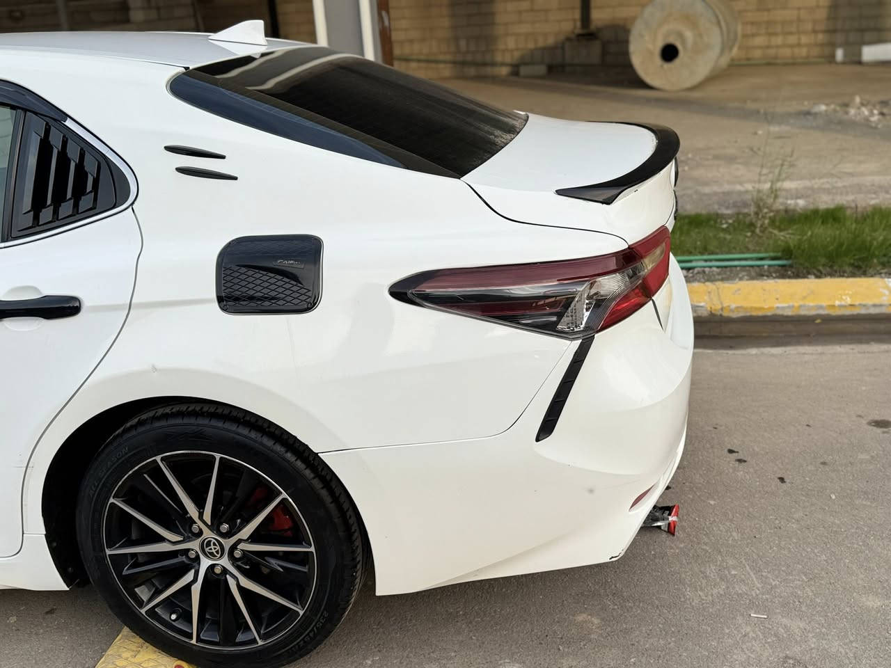 للبيع كامري 2022فئة (se)
السيارة رقم نينوى بيها صبغ قبغ صندوق او جاملغ خلف السايق
فئة se معروف موصفاتها بصمة كشنات جلد او كهرب
السيارة مطلوب عليها200$او بيها مجال بسيط
للاستفسار عالرقم***********بس واتساب
مكان السيارة موصل
