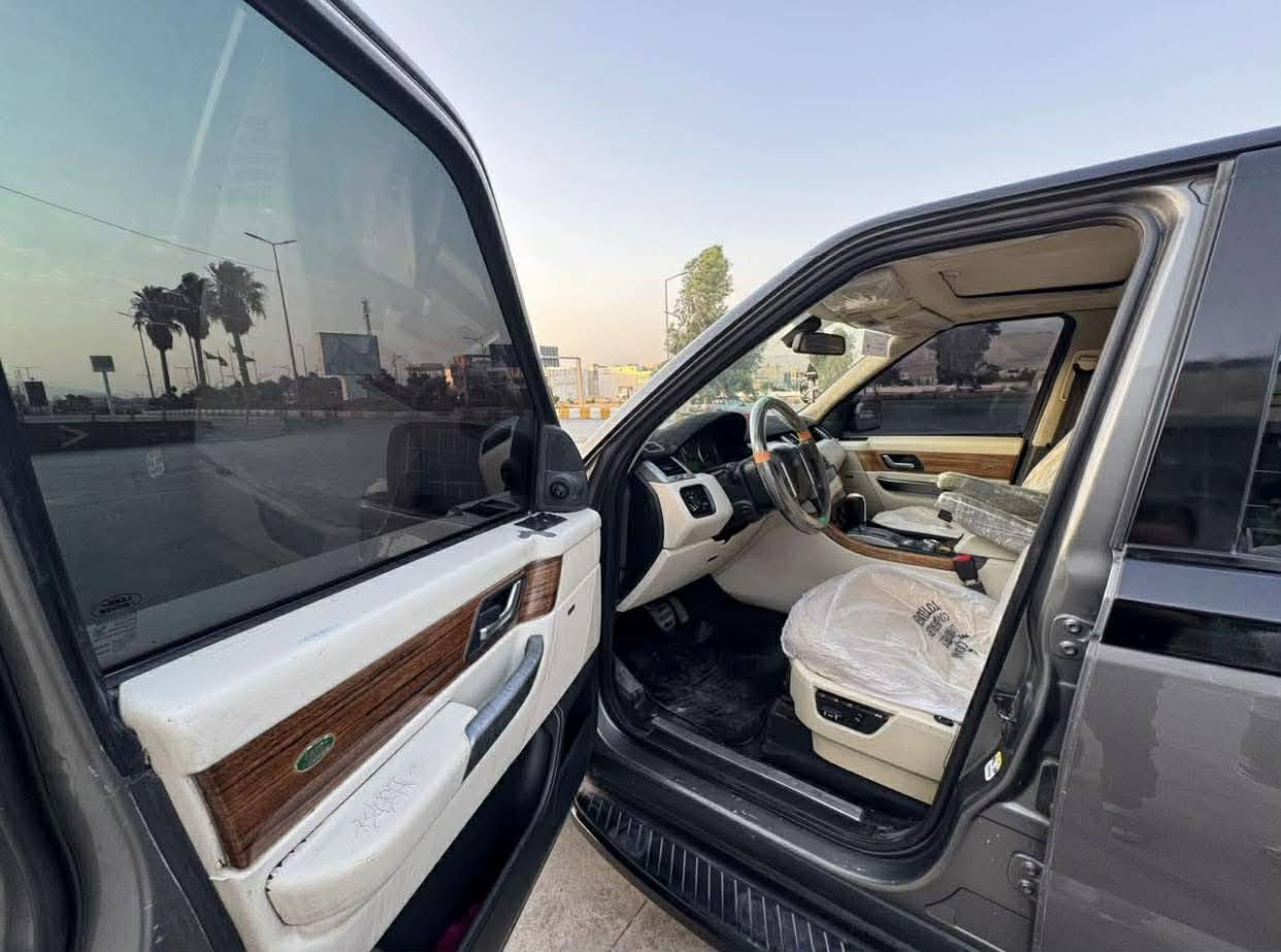 ڕانجڕۆڤەر 
٢٠٠٧
قەپات مواسەفات
دەحمو لێدراوی نیە ٣پارچەی بۆیاغە
تایەوویلی تازەی بۆبەسراوە 
بێمەسفرەفە
گێڕومەکینە بەشەرت 
تەقەو ڕەقە
تەبرید ساردو گەرم
٨پستی بێسۆپەرە
*********** رانية, السليمانية
