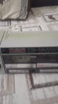 مسجل سانيو دبل كاسيت  التفاصيل داخل الفديو السعر 35الف قفله بدون عمله ...