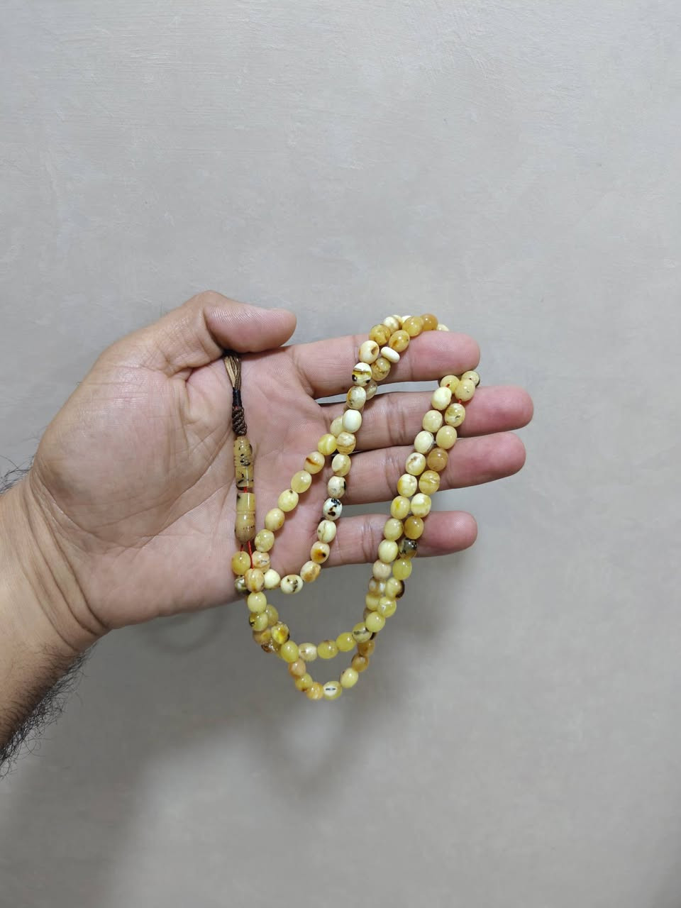 السلام عليكم متاح سبحة كهرب بولوني مشجر مضرب طبيعي 100% امانة الله ورسولة المسبحة 101 مكاني ناصرية قضاء الشطرة للتواصل عبر واتساب /***********/ يوجد توصيل لجميع المحافظات‏
