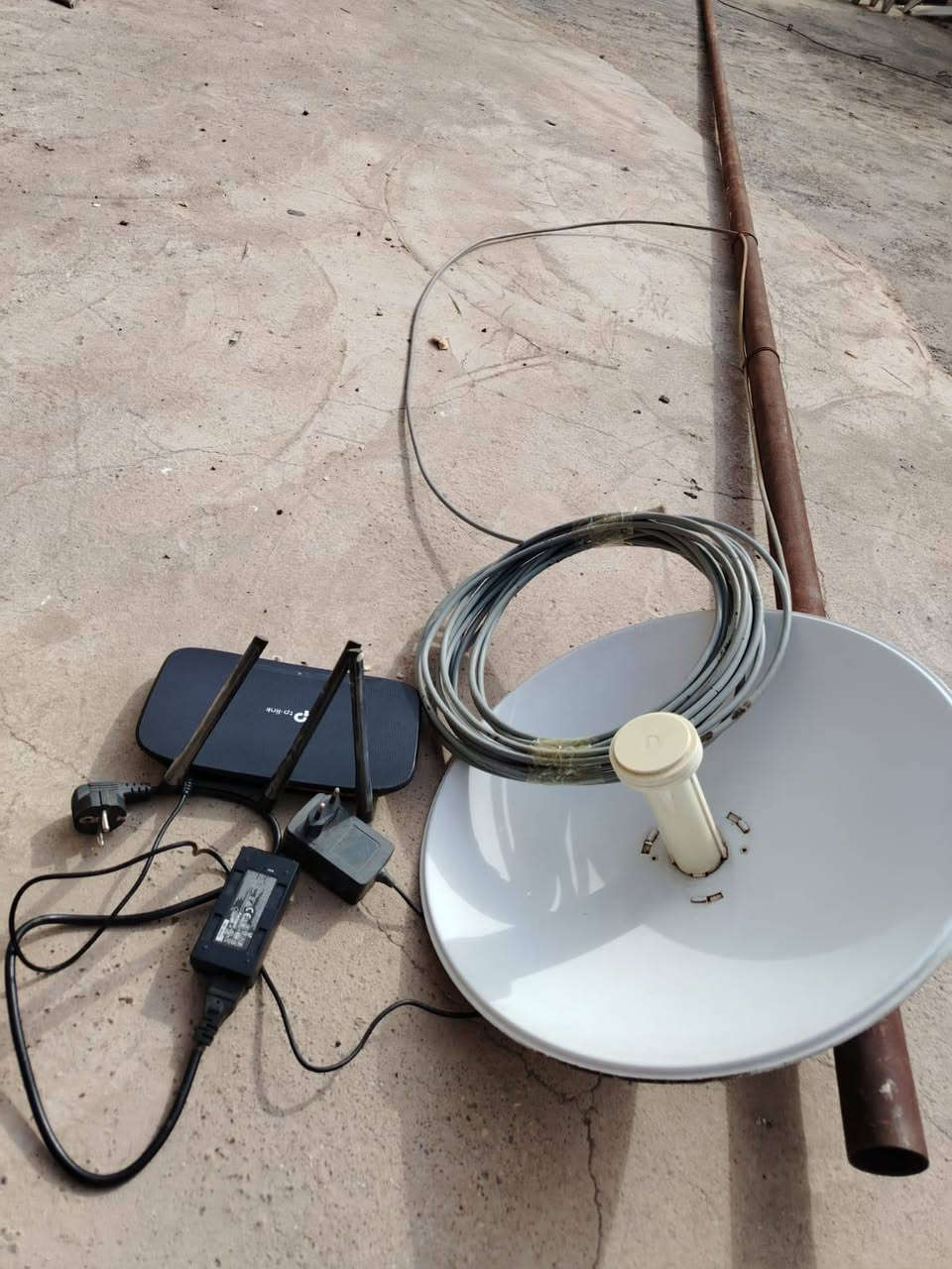 للبيع
منظومه انترنيت كامله

عل فحص

معه بوري 6 متر

العنوان داموك الطشاش

***********
