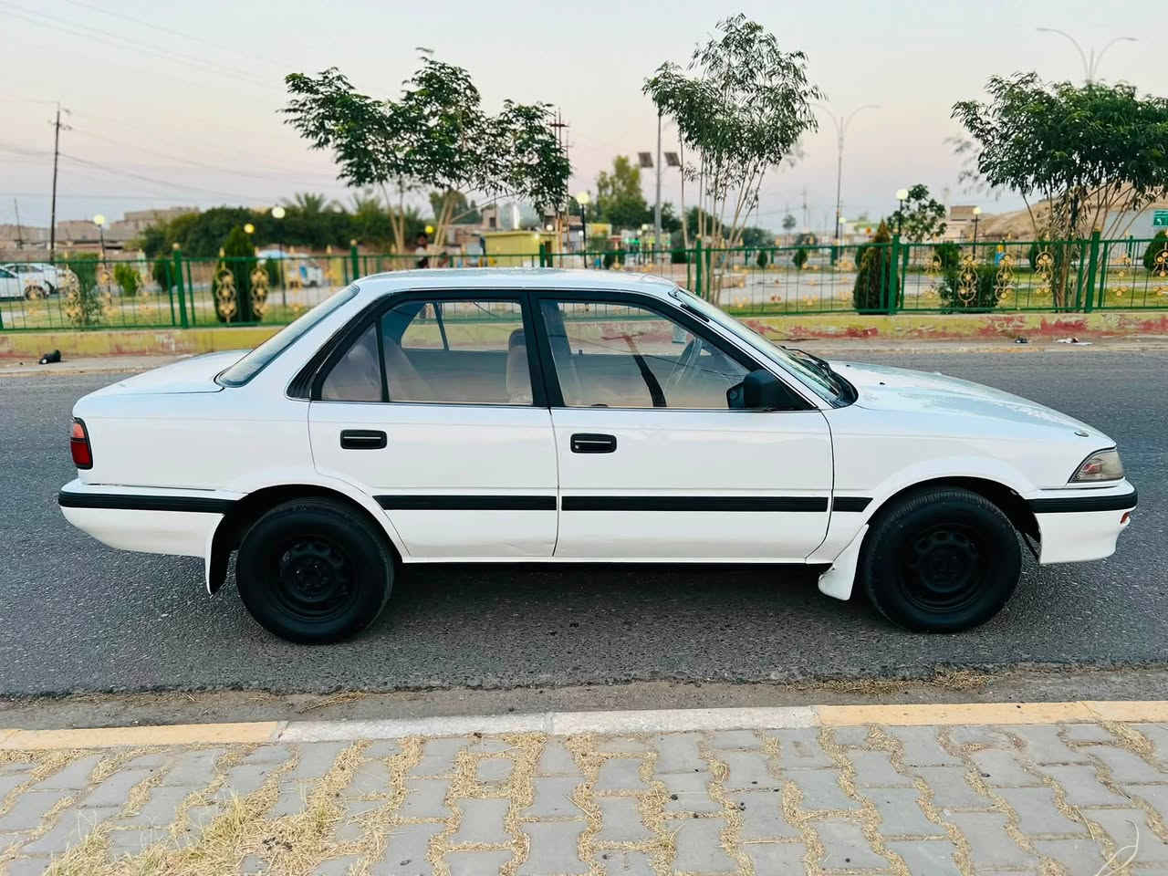 كورلا 1990
رقم صلاح الدين دولي
سنويا لل2029 شرط التحويل 
كير محرّك صدر تايرات كلو جديد 
السيارة جديدة وجاهزة مابيها نقص
السعر 40
***********
