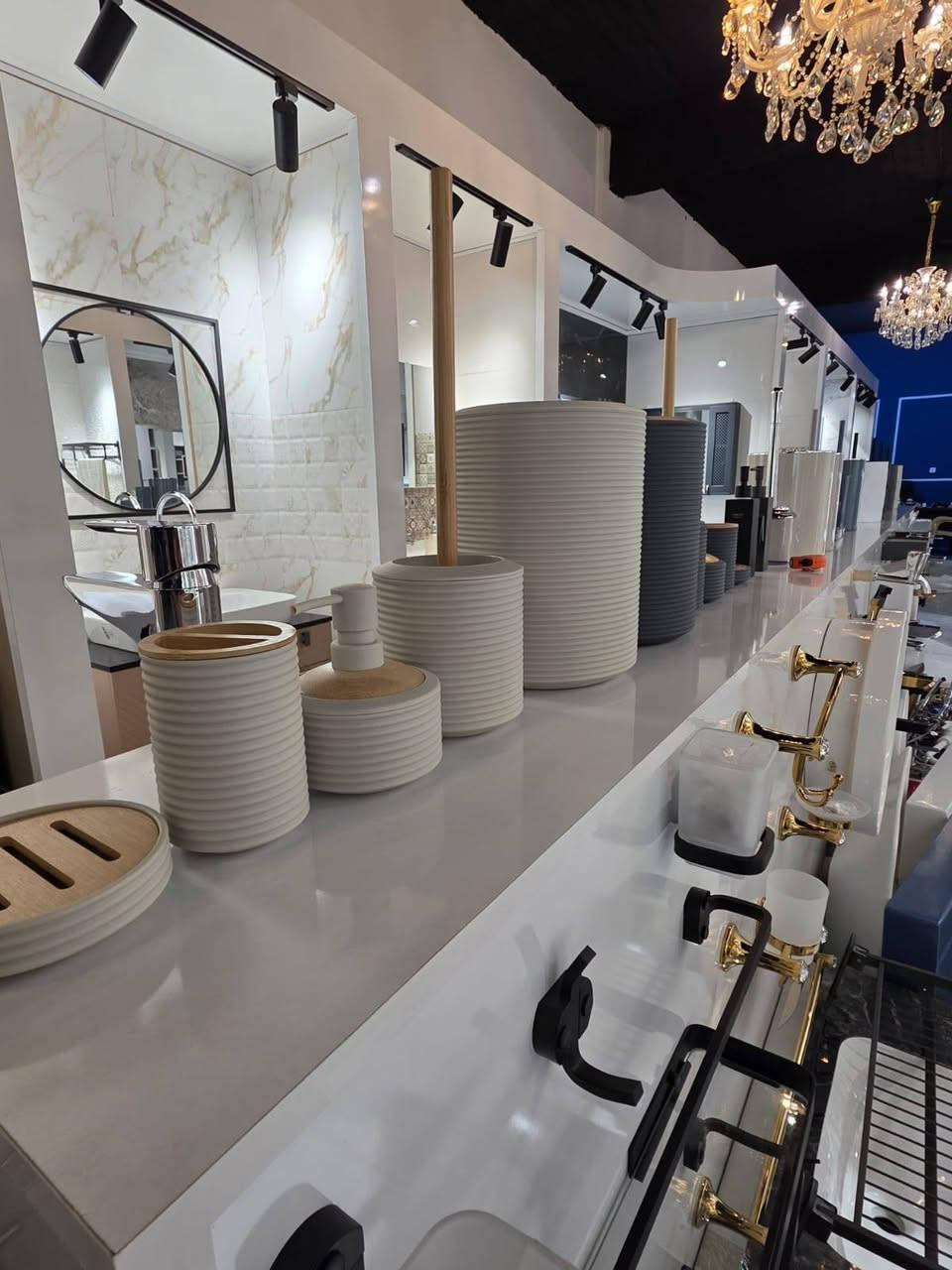 🚨حمامكم يعبّر عن ذوقكم؟
إذا بعده عادي… فـ WTD.IQ جابلك الحل!
✨ منتجات تركية أصلية 100% ترفع مستوى حمامك من عادي إلى لوحة فنية:
✔ خلاطات راقية تبقى بلمعتها
✔ كابينات حديثة تزيد من راحة يومك
✔ مغاسل بتصاميم تليق بكل بيت أنيق
✔ إكسسوارات تكمل التفاصيل وتخلي المكان غير
💡 مو بس جمالية… جودة عالية وضمان يخلّيك مطمئن.

🚚 توصيل متوفر لكل محافظات العراق.
📍 الفلوجة – الجغيفي الثانية – الشارع العام، قرب صيدلية الركن الفضي
📞 *********** | واتساب: https://wa.me/96477739666007
👉 لا تأجل التغيير… حمامك يستاهل اللمسة اللي تعكس فخامتك. اطلب هسه!
#WTD_IQ #فخامة_تركية #ديكور_راقي #جودة_مضمونة
