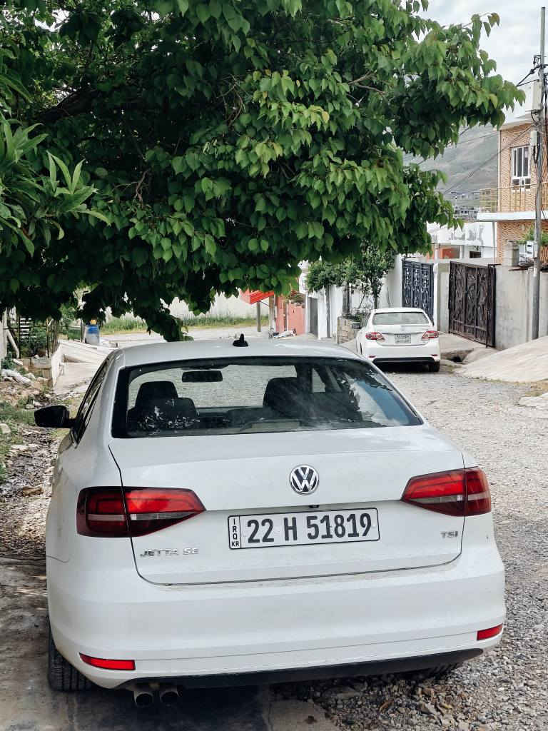 سلاو جیتا مۆدێل ٢٠١٧ فول فول بەس گێڕ عادی بێ سبوغ چەن کارتێکی بچوکی هەیە هەموو گیانی بەشەرت غرامەو تەحویل بەشەرت ڕەقەم و سەنەوی نوێیە تا ٢٠٣١ بەناوی خۆمە.... نرخ ١١٣ أربيل, العراق


**إذا كنت صاحب هذا الإعلان وتريد حذفه لأي سبب، رجاءا أرسل رسالة إلى الدعم الفني**
