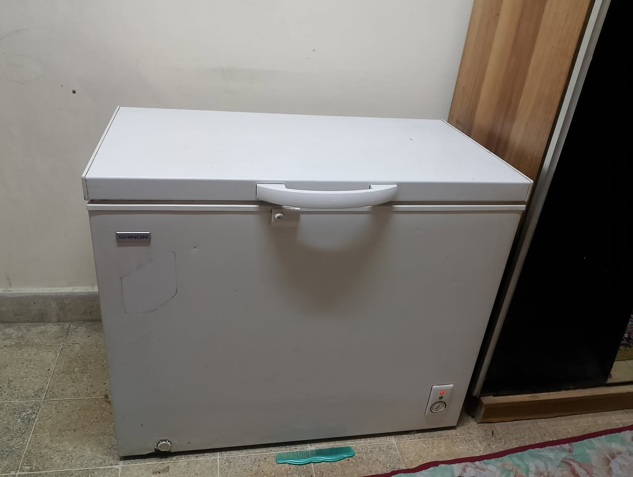 سبالت 2 واحدطن ونص وواحد2طن مستعملات شهر واحد ومجمده شونك مستعمله نضيف للبيع للاستفسار ***********
