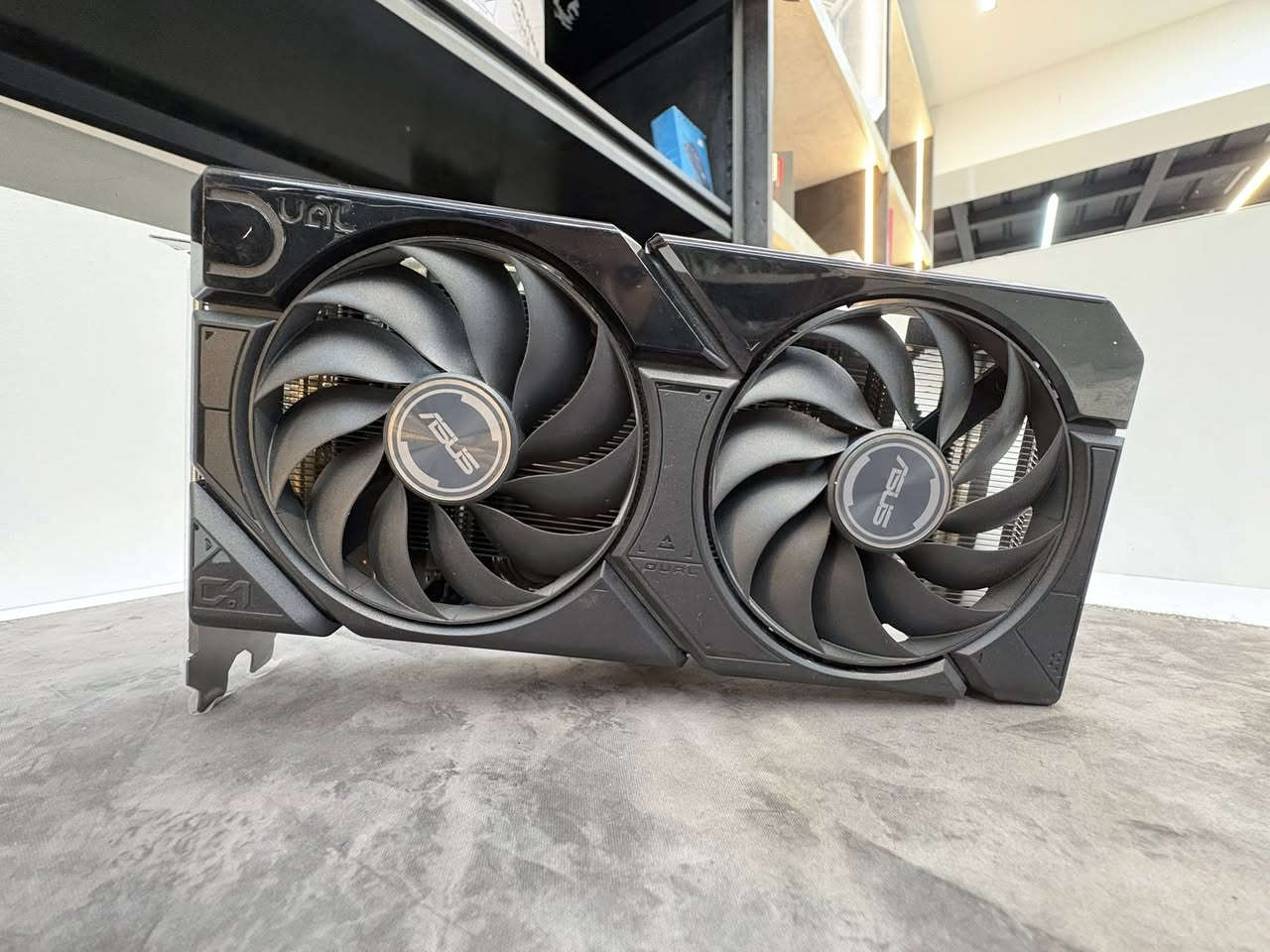 Rtx 4060 8GB Asus prime
مستخدم استخدام بسيط 
نظافة 100%
470,000
توصيل موجود 
مكاني كربلاء


**إذا كنت صاحب هذا الإعلان وتريد حذفه لأي سبب، رجاءا أرسل رسالة إلى الدعم الفني**