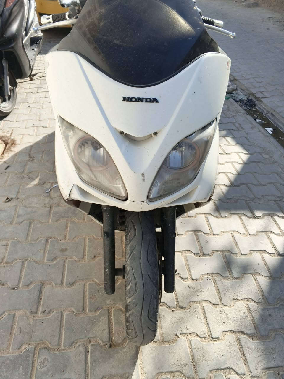 سلام عليكم دراجة فورزة 0 8 للبيع كامله مكمله كل نقص مابيهة ممفتوحه السعر خاص مكاني رميثه ***********وهاذه رقمي وليحب يراسني خاص
