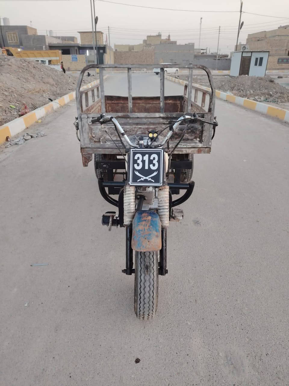 ستوته البيع مديل 2013اوراق اصولي  بس وصل زغير استنساخ او الباقيات كلهن اصليات او الستنساخ مالتهه الصليه ستوته مكينه نضيفه تواير جدد نكره سلف شاصي مكفول  ستوته جاهزه  
سعر(... مليون..)  او بيهه مجال حك جيه  مكان ناصريه مركز الرقم ***********مستعجل عل بيعه كلشش
