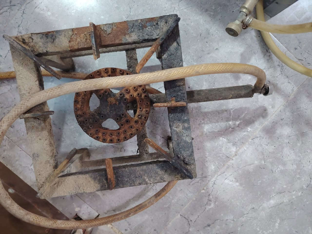 تنـور غـاز ارضـي ومشـعل قيـمهم وخـذهم مڪانهم موصل حي قاهرة شـارع الخـوصر


**إذا كنت صاحب هذا الإعلان وتريد حذفه لأي سبب، رجاءا أرسل رسالة إلى الدعم الفني**