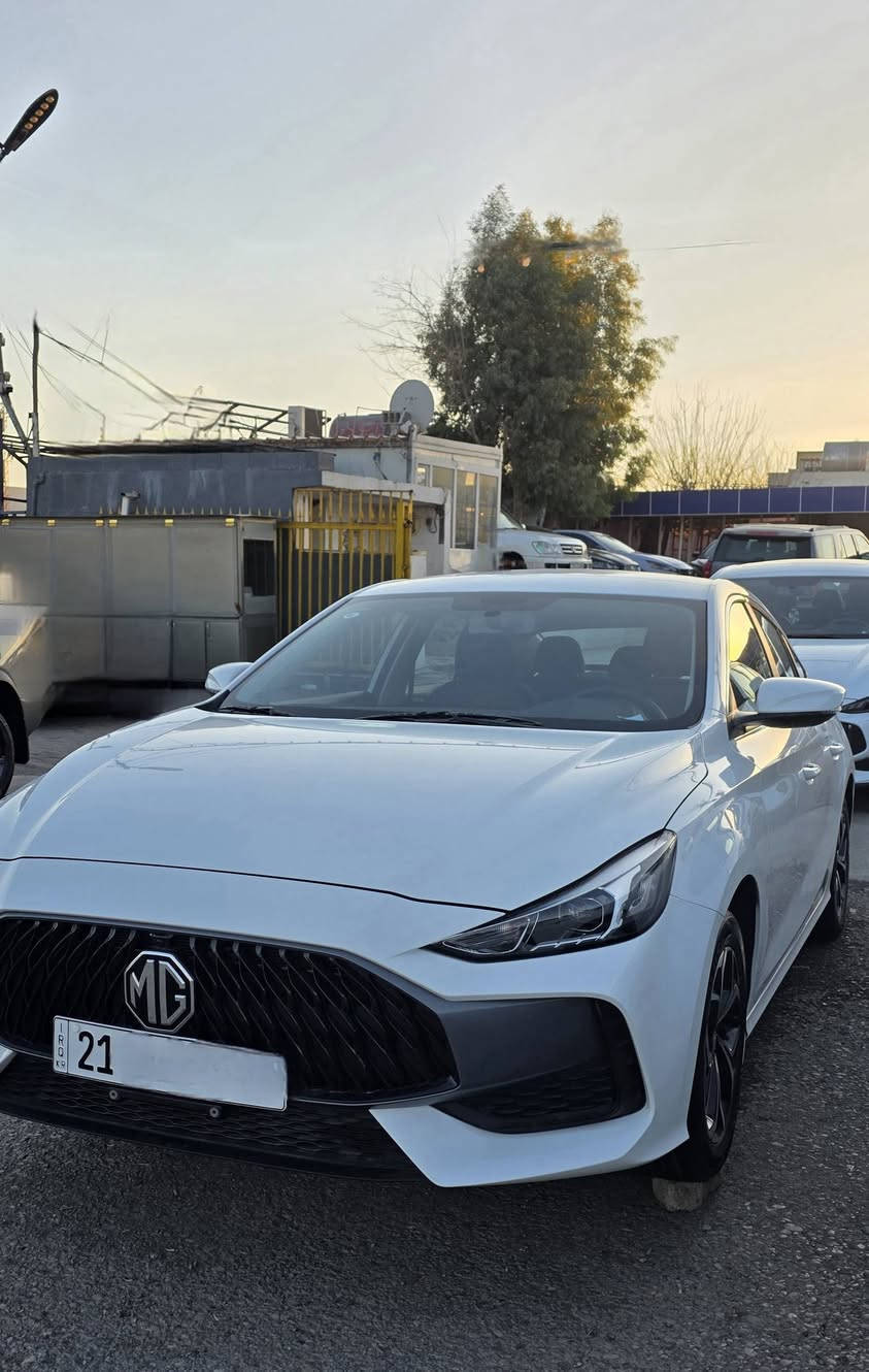 به ناوى خودا
MG Gt  2025
كير عادى
بى بوياخ بى سارد
بوياخ ته نك
١ قوباوى هه يه به سندوقه كه وه 
١٦ هه زار روشتوه 
ته حويلو به ناو كردن به شه رت 
شوين/سليمانى
نرخ/٩٩كه لاو معامه له 
ت/***********
