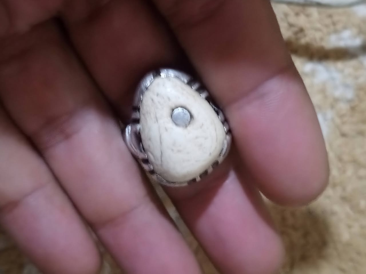 عطف بحريه كلش قديمه سعرها 500 مابيع توصيل وجهه بوجه ابيع مكانه بصره حيانيه ‏‪***********‬‏
