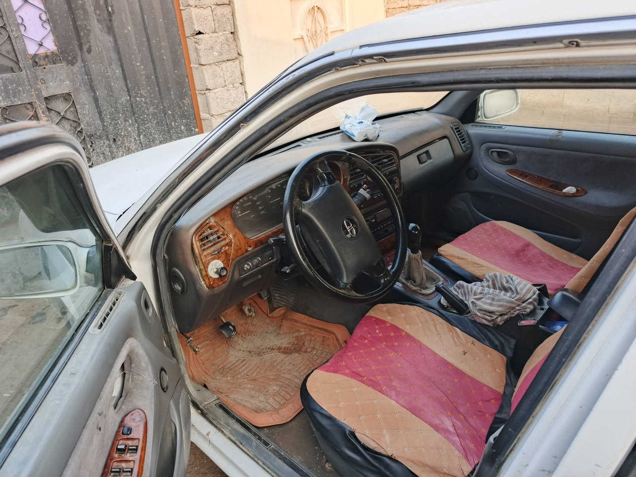 برنس فراشه موديل 97 لبيع
كير ومكينه مكفول 
رقم بابل دولي بأسمي ل2030
السعر 35 وبيها مجال 
العنوان بابل جبله 
***********
