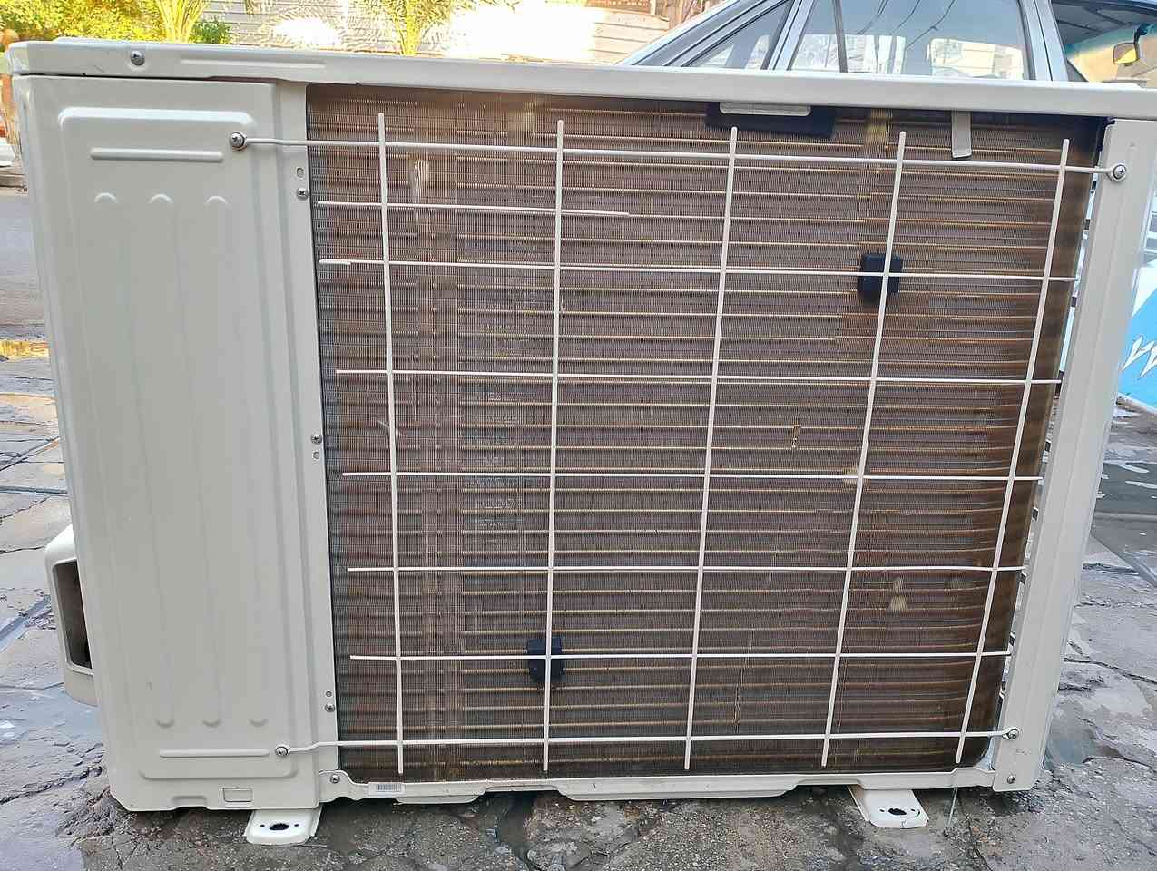سبلت كري 2طن
جديد مشتغل موسم واحد غاز 410
كامل كل ملحقات السعر 550
العنوان بغداد المشتل 
م***********
