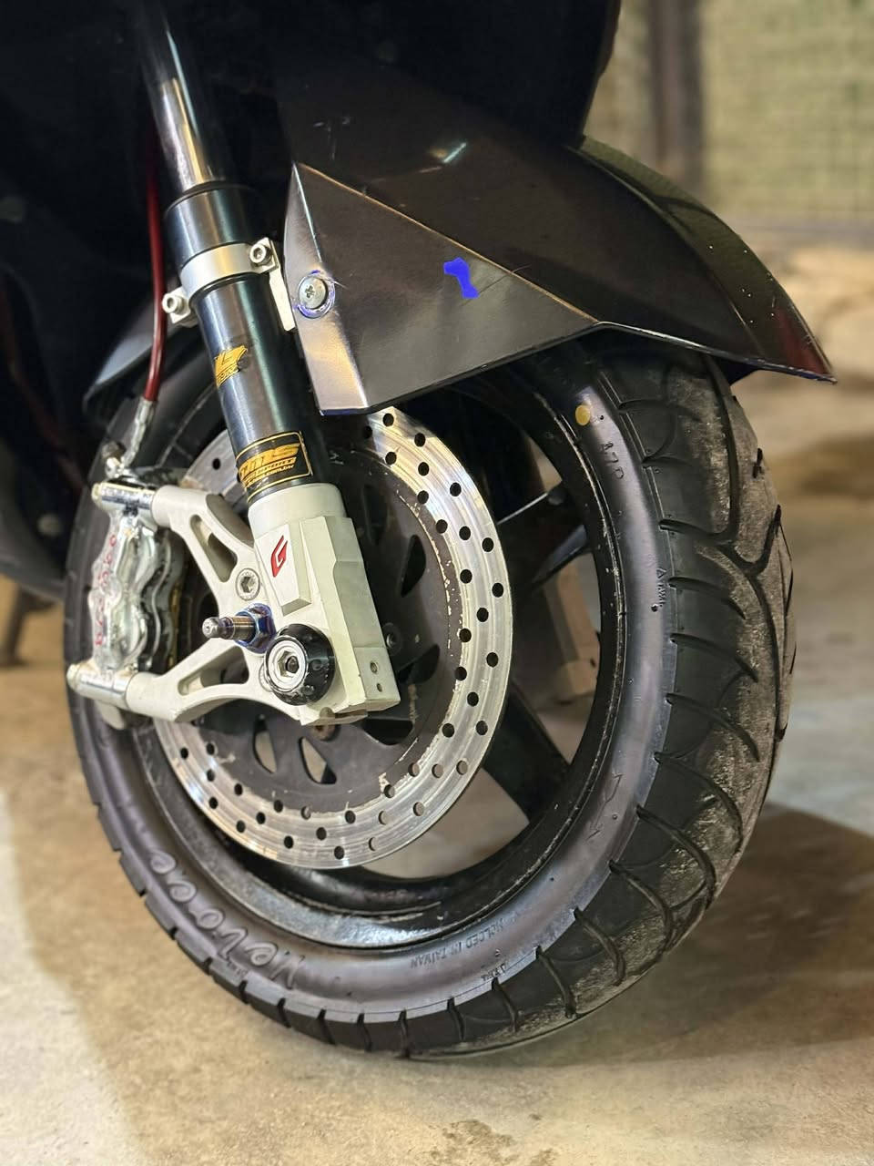 #مكلف_بالنشر
السلام عليكم
للبيع فقط تعجبك اهلا وسهلا ما تعجبك لا تكسر بالسعر فلوسك يمك و دراجتي يمي والرزق على الله للبيع فقط

 سكنس فحل كوري دراجه خذتها من الرمبه صارلها شهرين استخدام حيل قليل دراجه ملغمه شلعه معدل إقلاع كلجات رياضي صالنصه رياضي صدر رياضي فج بريميوم كابريته رياضي ٤ براغي كل نقص مابيها يشهد الله كفاله عامه على الشرط
السعر 1350 بيها مجال للطيبين تشوفها غاليه اعبر المنشور واندعيلنا بالرزق
العنوان بغداد شارع فلسطين ساحة بيروت
الدراجه مكلف بالنشر شراي من صدك تعال خاص ادزلك رقم صاحبها اذا بس تسولف لا تراسل يرحم والديك


**إذا كنت صاحب هذا الإعلان وتريد حذفه لأي سبب، رجاءا أرسل رسالة إلى الدعم الفني**