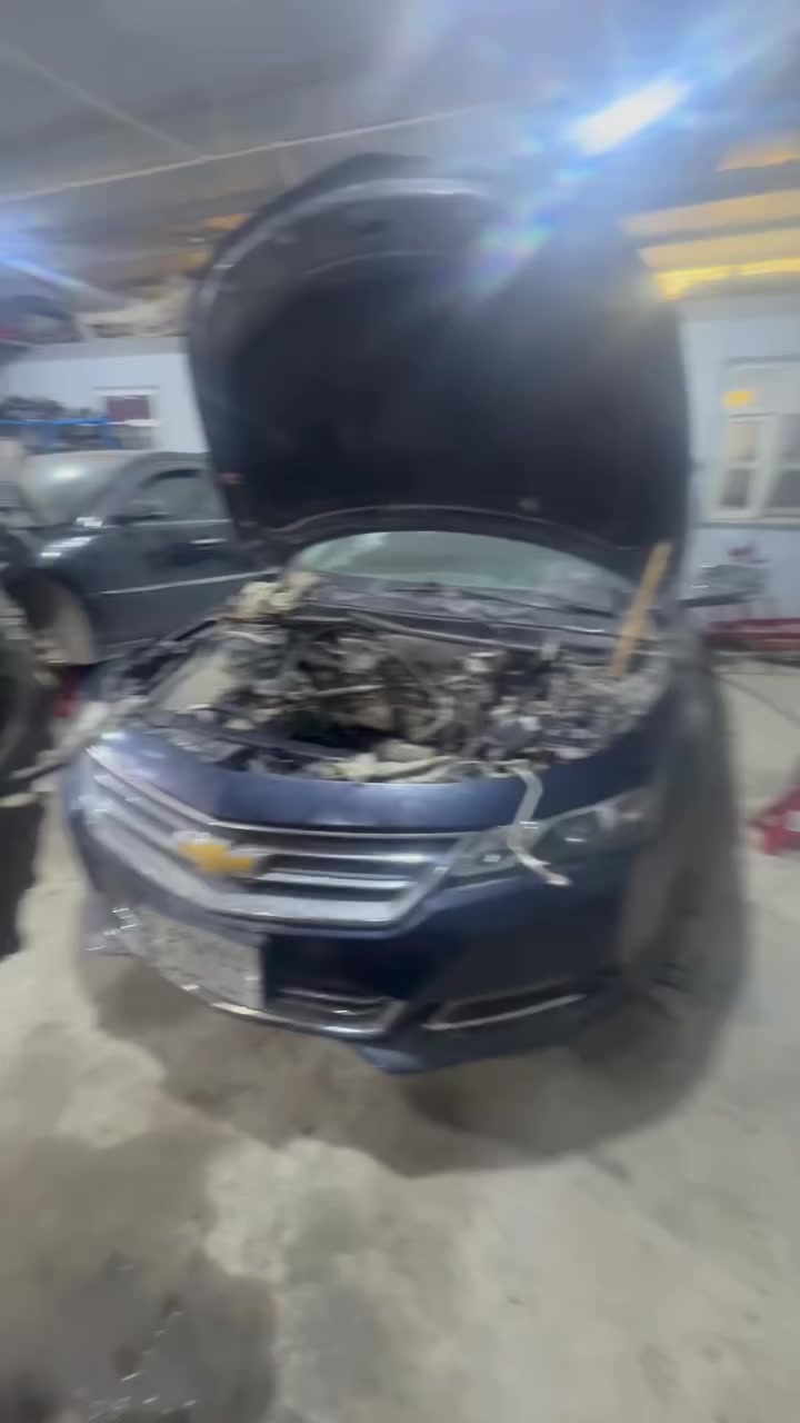 سلام عليكم اليوم الذيبة اجتنا من النجف طبعاً السيارة مسوية حادث وذابين عليها ١١ عشر ملاين ونص والنتيجة كاسرين اله الكير وسيارة تنضح من كل مكان اجتنا السيارة سوينا اعادة تاهيل كاملة للكير وعالجة النضوحات وشوفت عينكم النتيجة و باقل التكاليف العنوان بغداد مجاور مرور الرستمية ***********
