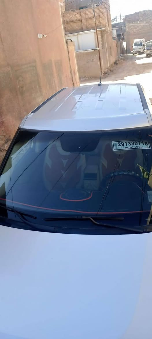 سلام عليكم كيا صول موديل 2012 أمريكي بيه صبغ 3قطع اثر جراد بدون دواخل ولباقي مكفولة سياره جديده  كير مكينه وحداديه تخم تاير تبريد كله جديد تحويل ثاني يوم مكانها حله بابل نادر السعر 78 وبيها مجال بسيط مكينه 1600 
***********
