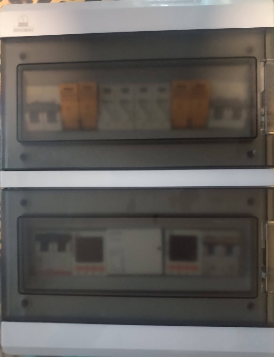 السلام عليكم... بورد حماية بنطام البارد المنعزل... للاستفسار الاتصال على الرقم ***********
انصح نصيحة لاي واحد ينصب منظومة يهتم بالحمايات انت راح تصرف ما لايقل عن مليونين الحماية شتاثر اذا تشتغلها مضبوط
