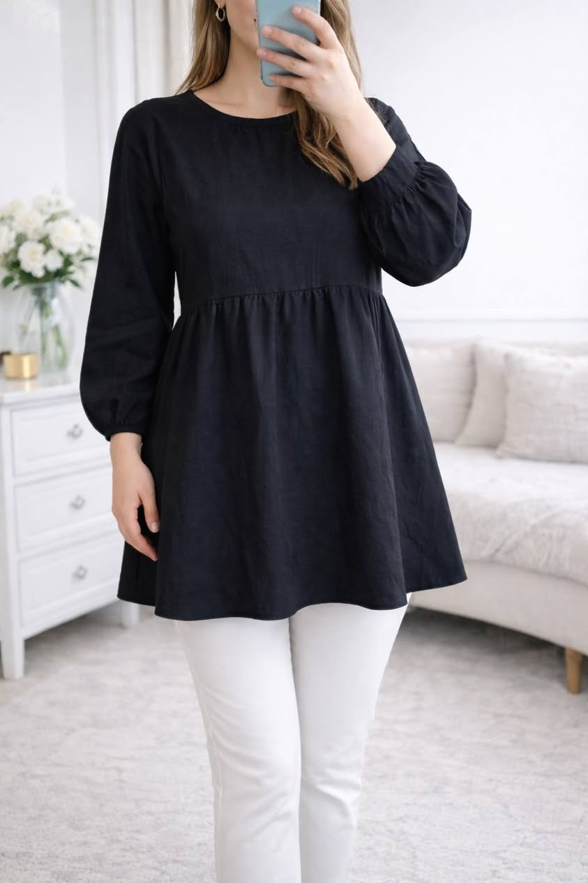 بنات عندي هذني الملابس  بيهن مستعمل هواي واكو با قليل ونضيفات وبسعر مناسب الي تحب تحجز تسلني خاص


**إذا كنت صاحب هذا الإعلان وتريد حذفه لأي سبب، رجاءا أرسل رسالة إلى الدعم الفني**