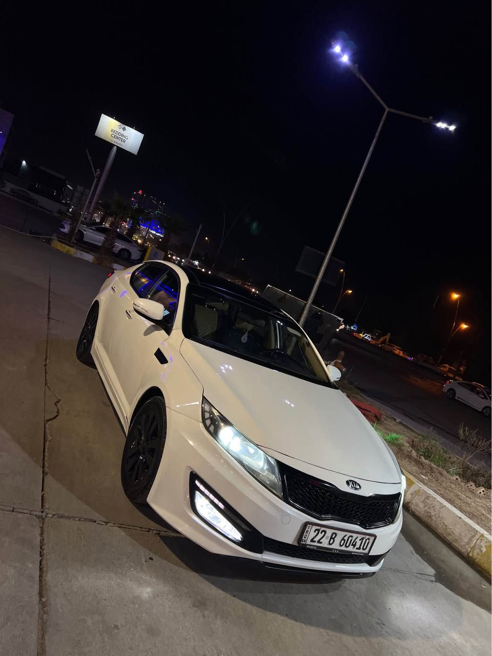 کیا ئوبتيما موديل 2013 قبات موصفات ٥ بارجه ي بويغه به حيزام ده فروشم رقم سه نه وي هه موو نويه نرخي 105 توزيك مجال *********** أربيل, العراق
