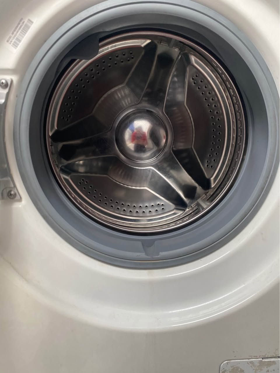 خەسالەی جل بۆ فرۆشتن شەریکەی سامسۆنگ  یەکیان بێعەیب  تەنیا ئەو لاستیکەی ئاوای لی هاتوە کەمیک ئاو لە دەرگاکەی دیتە دەری ئەویش دەتوانی بیگۆری بیعەیب پاک 
ئەوی تر ژەنگی کردوە کەمیک وە هیتەری کار ناکات وەکو تر جل زۆر جوان پاک دەکەنەوە بێعەیبن بۆ فرۆشتن لە سلیمانی السليمانية, العراق


**إذا كنت صاحب هذا الإعلان وتريد حذفه لأي سبب، رجاءا أرسل رسالة إلى الدعم الفني**