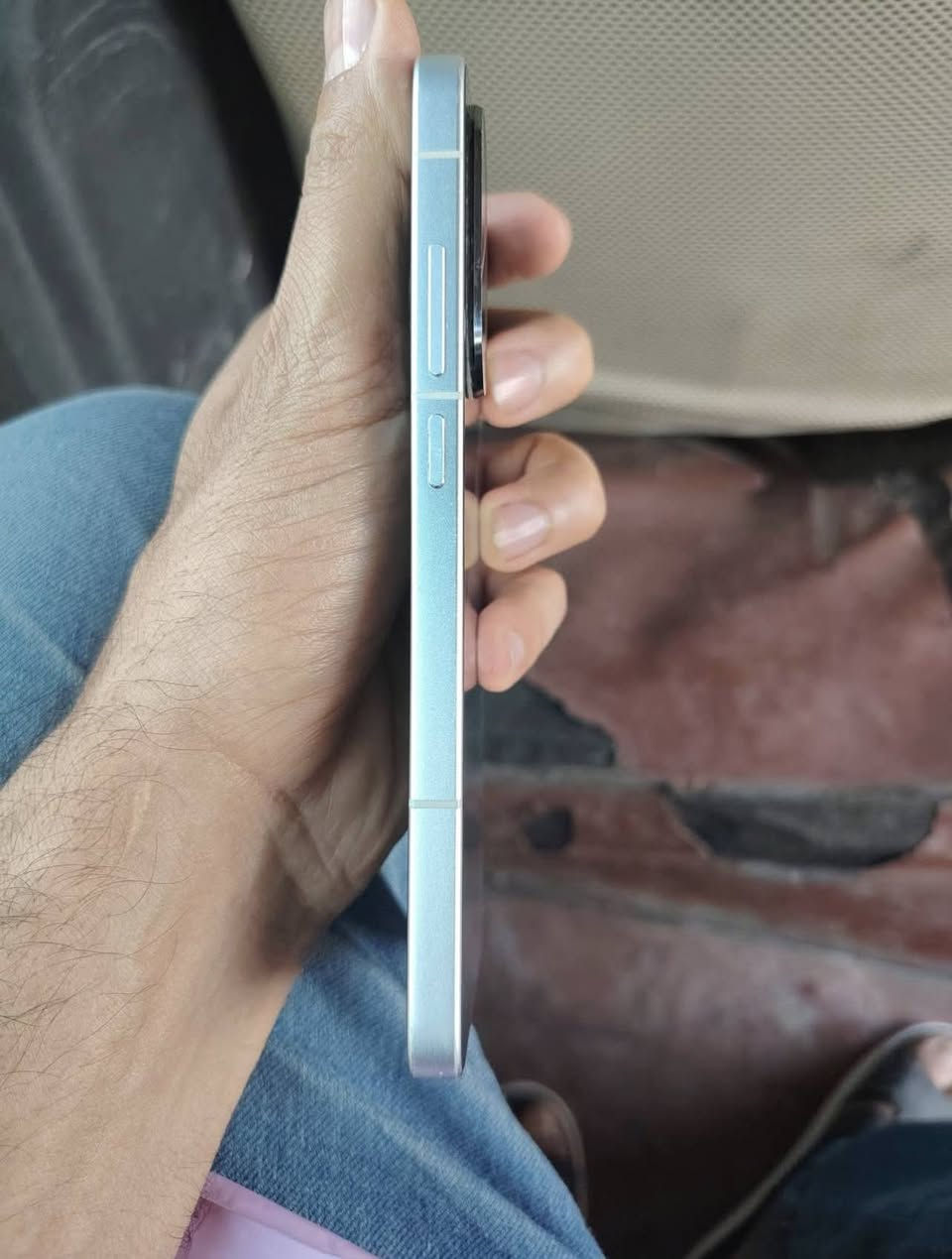 بوكو اف 7نضيف 120فريم بطاريه 98عنواني نجف ذاكره 256 توصيل ماعندي ***********
