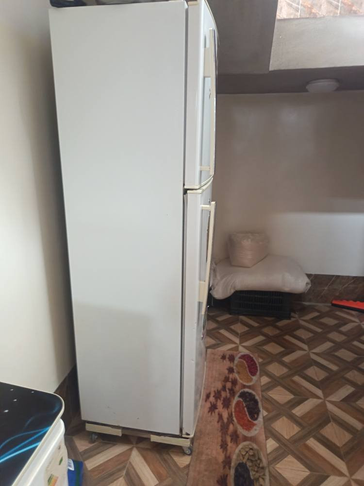 للبيع سعر 330 استفسار خابرني ***********
