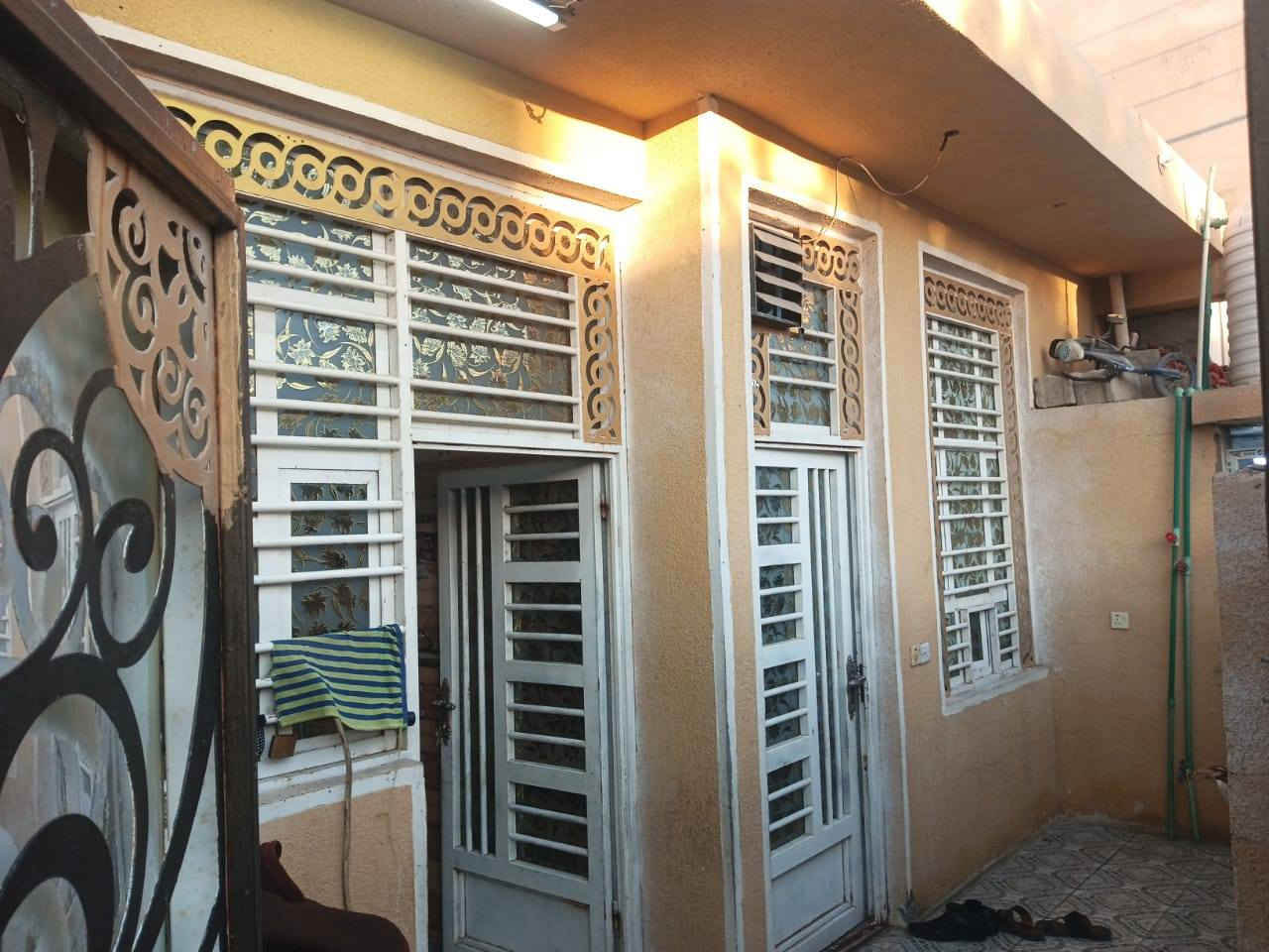 اعلان #بيع_بيت_٨٢.٥م
-----------------------------------
🔴للبيع ...  دار سكنية طابو ملك صرف 
🔴المساحة.. (٨٢.٥م ) طابق
🔴الواجهة..  ( ٧.٥م ) 🔴 النزال... (١١م)
🔴الموقع.. #اليوسفيةحي الشهداء
🔴 حي_ الشهداء..شارع الوسطاني غرفة نوم
وصالة ومطبخ وصحيات بسعر مناسب 
جدا ٤٩مليون 
 ------------------------------------------------
***********
***********

#الموقع #للبيع
#عقارات #عقار #استثمار  #عقارات_اليوسفية
عقارات ناحية الرشيد واطرافها #اعلام الديرة شهداء اليوسفية للعقار @إشارة
