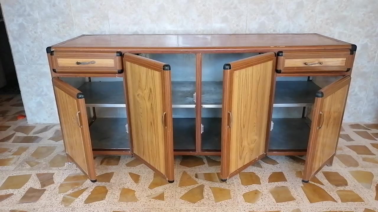 كاونتر للبيع 
مترين ونص 
شغل ثقيل  
نظيف ومابي عيب
السعر 115 
التواصل خاص


**إذا كنت صاحب هذا الإعلان وتريد حذفه لأي سبب، رجاءا أرسل رسالة إلى الدعم الفني**