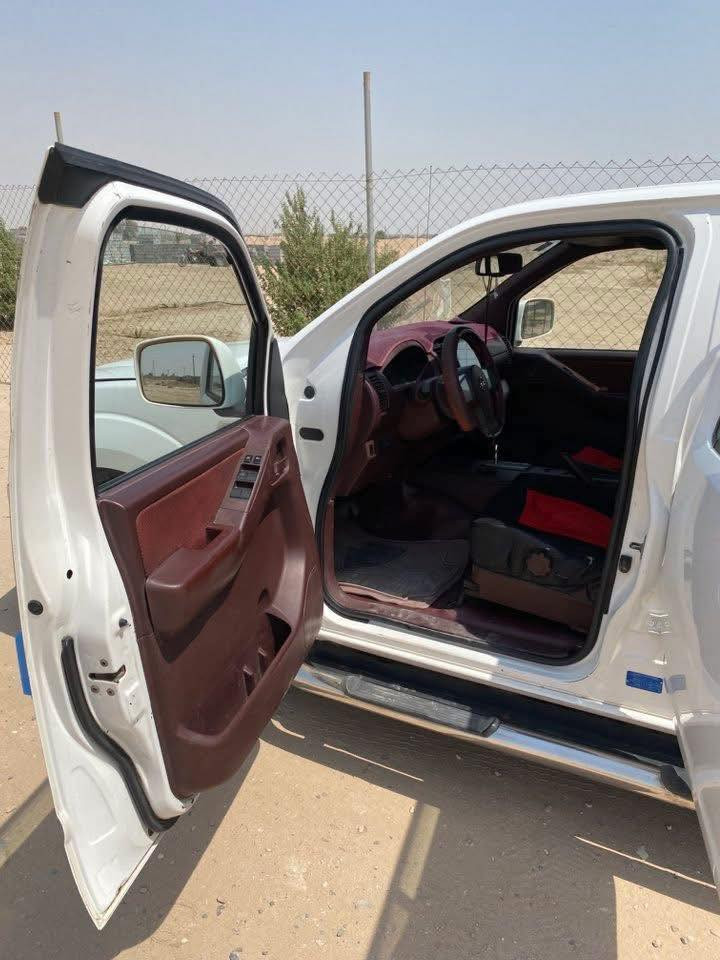 السلام عليكم سياره للبيع نيفاره 2008 اوتماتيك سنويه ب.اسمي رقم انكليزي 
تحويل ثاني يوم 
سياره تنقص 
ب80 وبيه مجال بسيط جدا 
المو شراي لا يخابر والي يكسر بسعرها لا يخابر 
بصره خور الزبير 
***********
