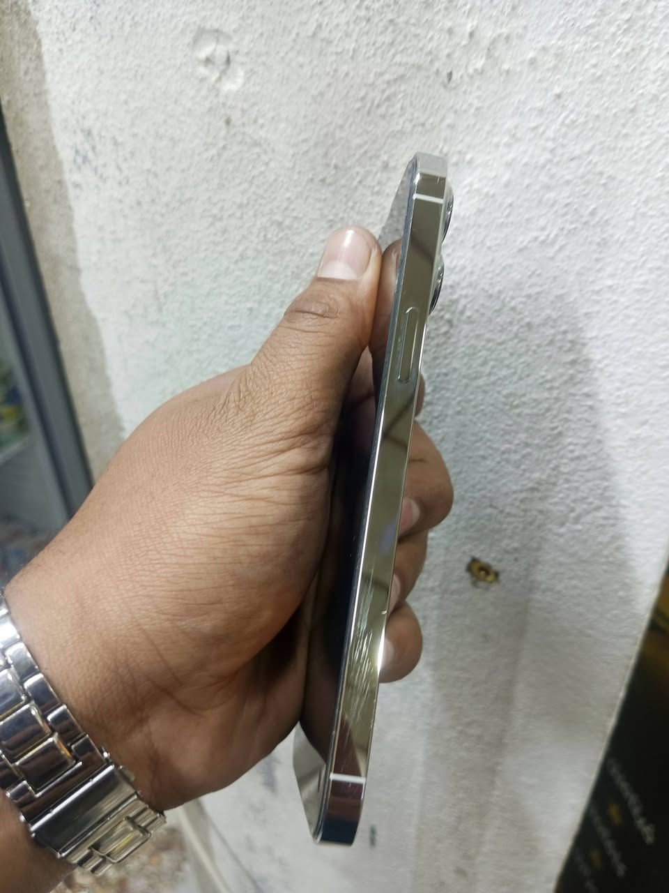 سلام عليكم ايفون 13برو ماكس ذاكره 256 بطاريه 88 دبل سيمكارت CH الجهاز كله عل بلاد سعر725وبي مجال ***********
