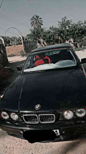 سلام عليكم بيئم دبليو للبيع ومراوس
موديل 91 رقم بغداد السنويه 27  

المحرك 525 مسكر السعر 46 وبيه مجال

 التواصل عله رقم الهاتف

*********** 

***********
