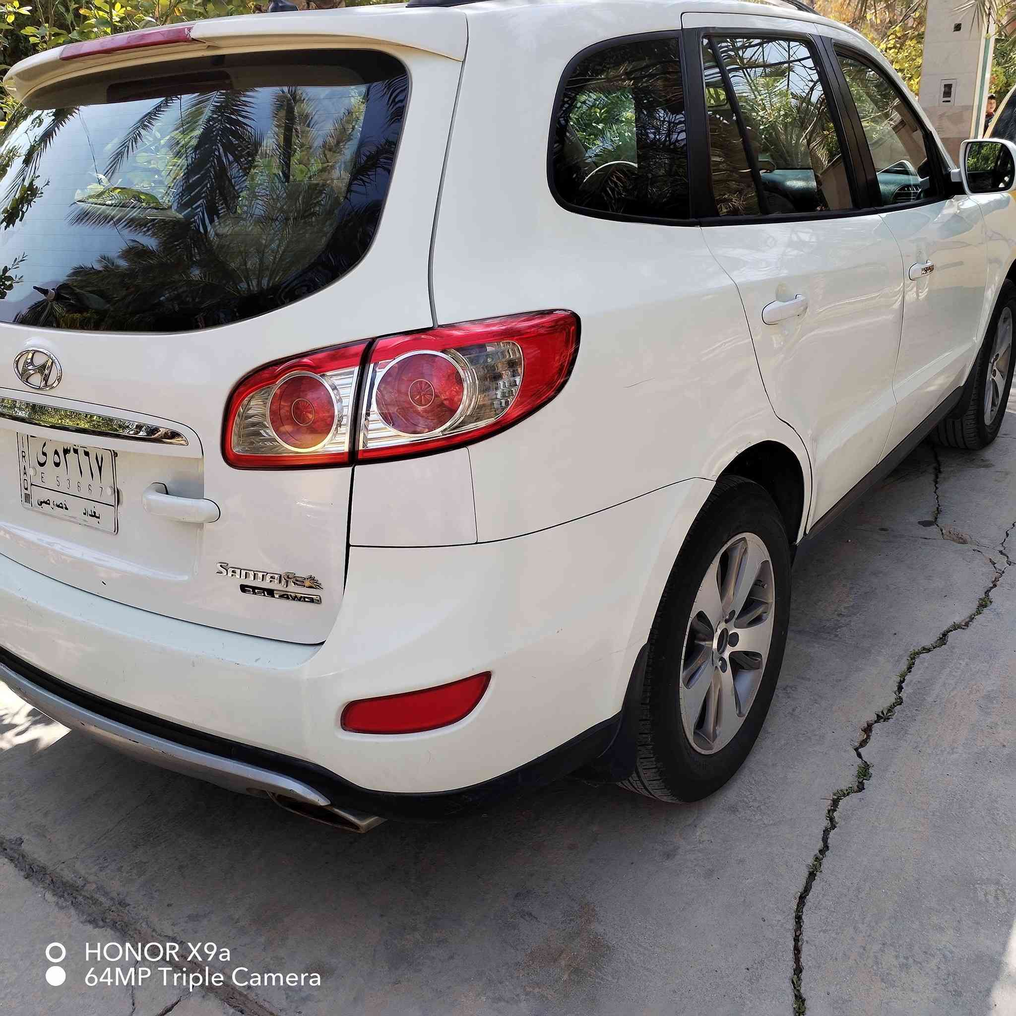 سلام عليكم البيع سنتافيه موديل ٢٠١٢ مصبوغه حزام بدون دواخل ولا معجون جنطة وبنيد ما مصبوغات  ٧راكب ٣قطع تبريد ٦سلندر فور ويل كرسي كهرباة ***********
