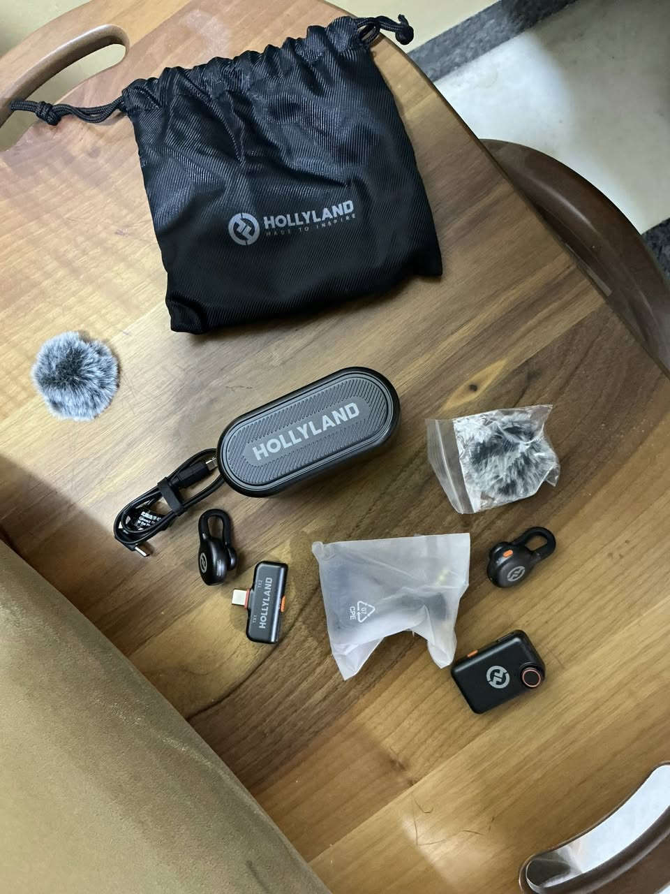 السلام عليكم ورحمة الله وبركاته
للبيع ميكرفون هولي لاند M2S 
توصيل كافة محافظات العراق 
جديد جداً مشحون ٢او ٣ للأمانة 
السعر ١٥٠ قفل قفل قفل 

ركز زين m2s مو عادي


**إذا كنت صاحب هذا الإعلان وتريد حذفه لأي سبب، رجاءا أرسل رسالة إلى الدعم الفني**