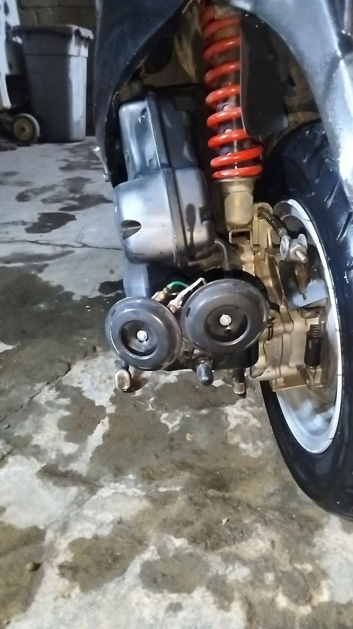 السلام عليكم  دراجه كامكو في تو فحل مديل 2016 مكينه 150سيسي مكفول ما مفتوح بيه ايشي بك اكرستال اشاير زنون طلاعات  مكفول من طول للطول
السعر925وبيها مجال ***********  متواجد واتساب مكان شطره
