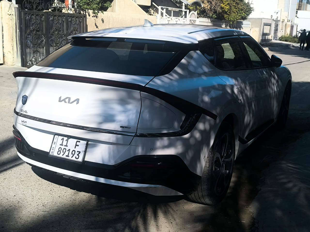 السلام عليكم
EV6
 جي تي لاين اعلى فئه
الشحنه تمشي 600 كيلو
 ماشيه 8 الف إلى الان قابله للزيادة
: السعر 19800: بيه مجال
صور الضرر في المنشور 
بغداد حي القاهرة قرب مول القاهرة 
***********
